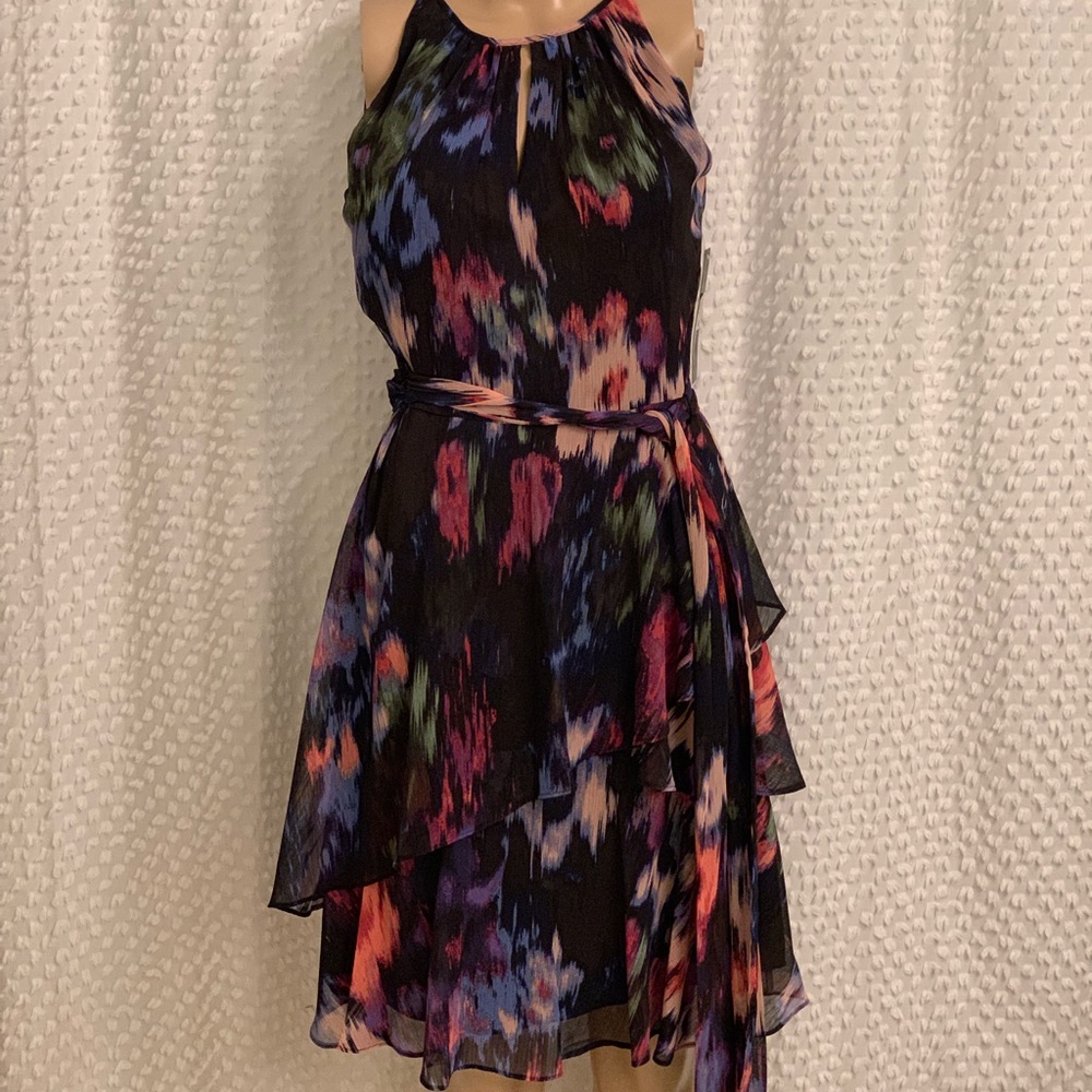 Tahari Floral-Print Keyhole A-Line Dress (NWT) - Picture 4 of 6